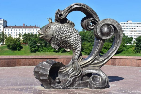 Скульптура Золотая рыбка