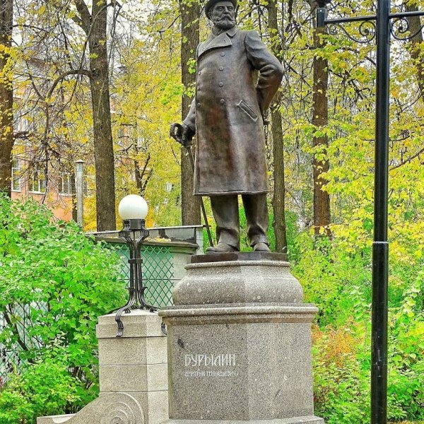 Памятник Дмитрию Бурылину