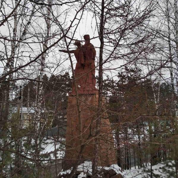 Памятник столбистам  «Столбы» в Красноярске