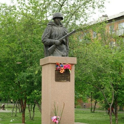 Памятник Александру Матросову в Красноярске