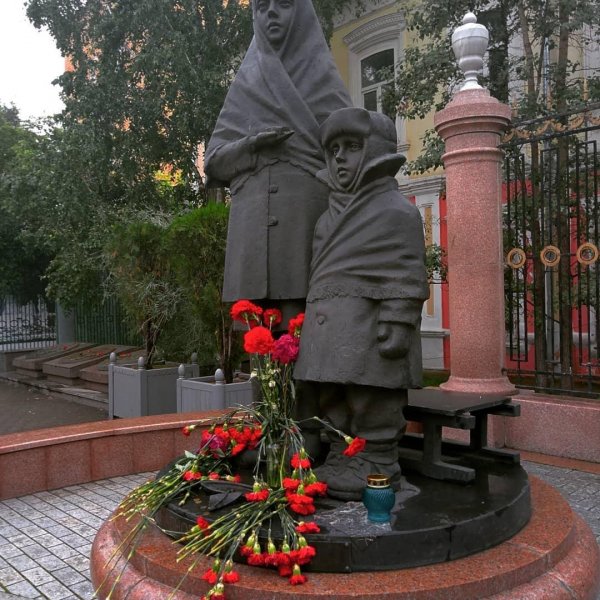 Памятник Дети войны в Красноярске