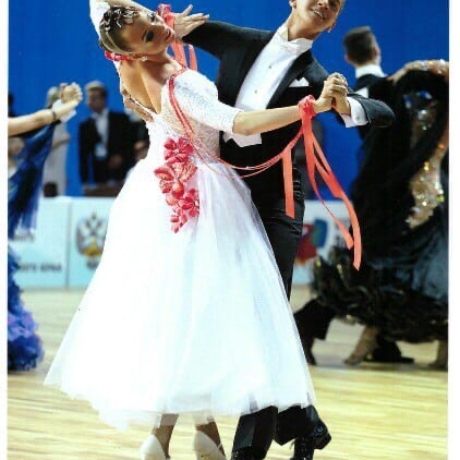 Уральский танцевальный клуб