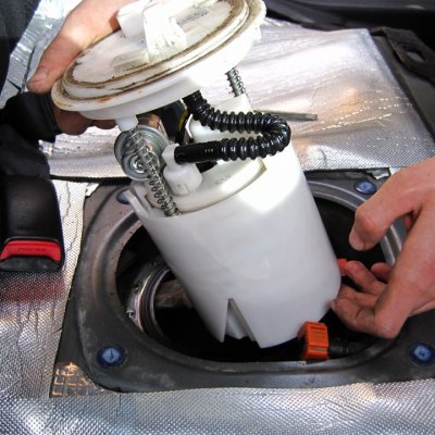 Замена топливного фильтра (впрыск) в баке, от 5000 до 10 000