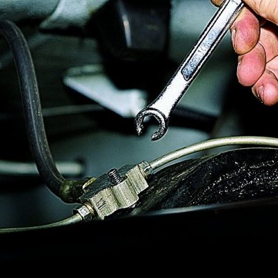 Замена тормозной трубки, от 4000 до 5500