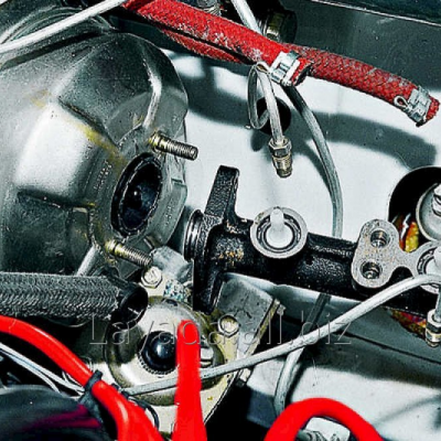 Замена главного, тормозного цилиндра, от 4000 до 7000