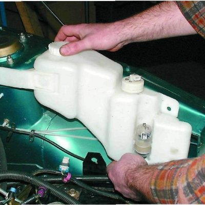 Замена бачка омывателя, от 2000 до 8000