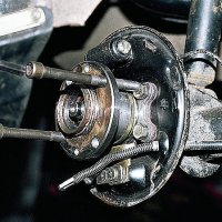 Замена подшипника передней ступицы, переднеприводной, от 4000 до 6000