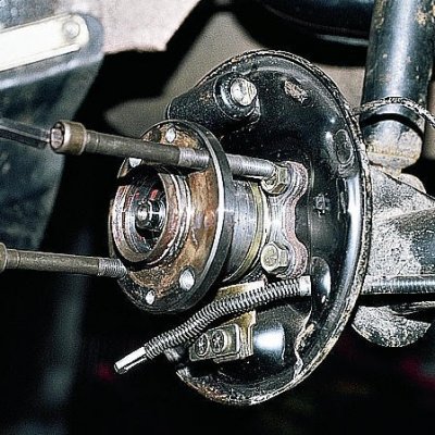 Замена подшипника передней ступицы, переднеприводной, от 4000 до 6000