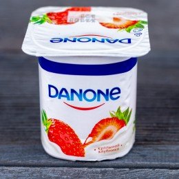 Йогурт Danone со вкусом клубники 4*120г.