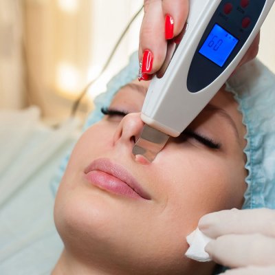 Чистка лица ультразвуковая c экстракцией 