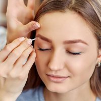 Коррекция бровей 