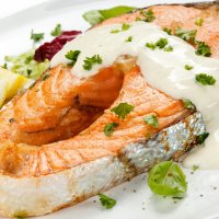 Стейк из семги на кости