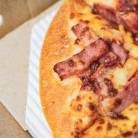 Пицца с пастрами