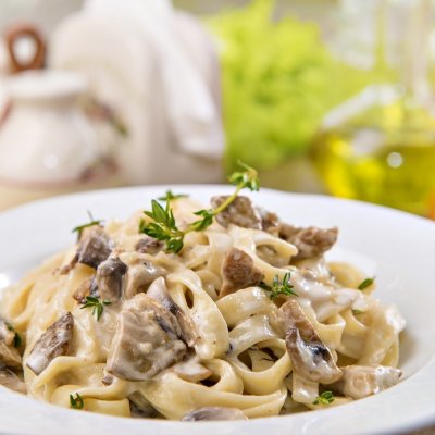 Фетучини с  грибами  в сливочном соусе