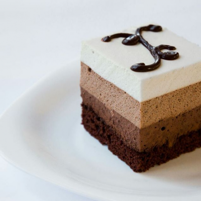 Три шоколада