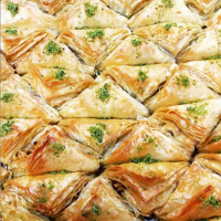 Фантик фисташковый