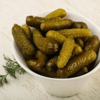 Корнишоны соленые