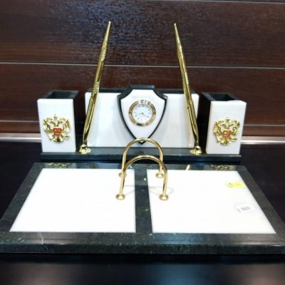 Мрамор, латунь