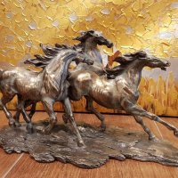 Композиция, 3 коня 