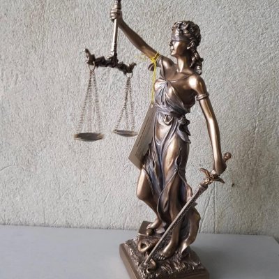 Фемида, иск. камень