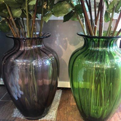 Вазы, стекло 