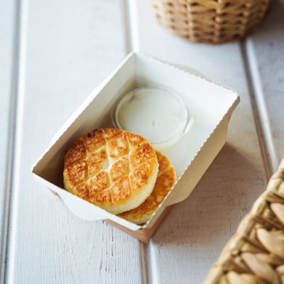 СЫРНИК КЛАССИЧЕСКИЙ (2 ШТ) СО СГУЩЕННЫМ МОЛОКОМ (160/30Г) 