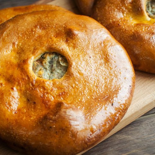 ПИРОГ ОСЕТИНСКИЙ МЯСО/СЫР (1 ШТ.) 