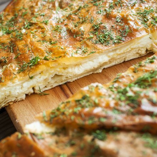 ПИРОГ ТРИ СЫРА (1 КГ).