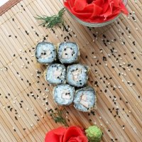 Горячий классический ролл с курицей