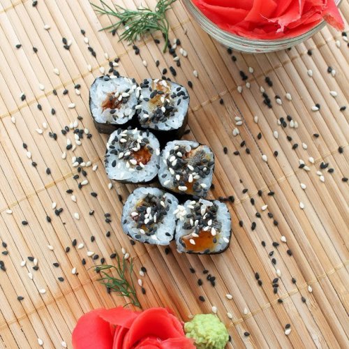 Классический ролл с угрём