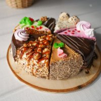 ТОРТ АССОРТИ (1 КГ)