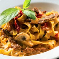 С говядиной и сладким перцем