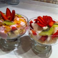 Мороженое с фруктами