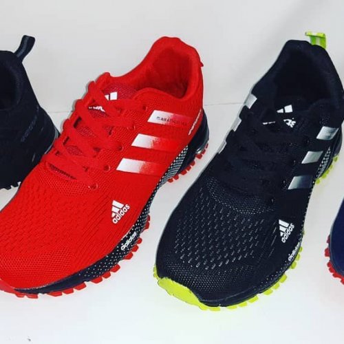 Кроссовки Adidas