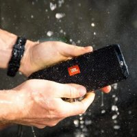 Портативная колонка JBL Flip 3