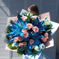 Букет с синими Лилиями №19