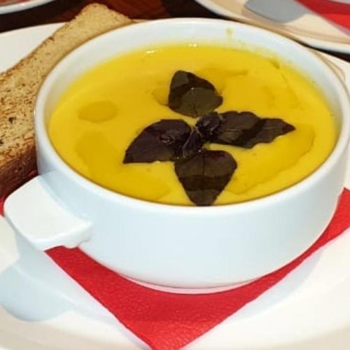 Суп чечевичный с креветками