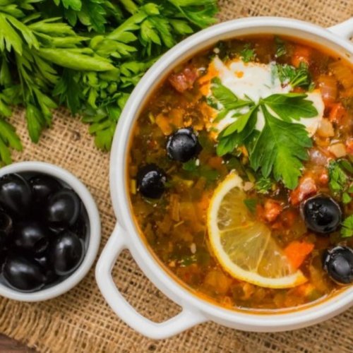 Солянка мясная