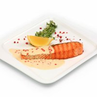 Филе сёмги под икорным-соусом