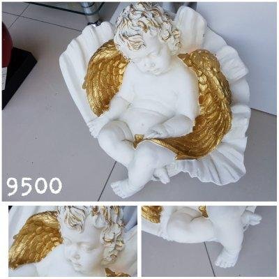 Ангел в ракушке