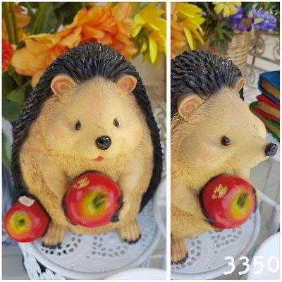 Ёж с яблоками