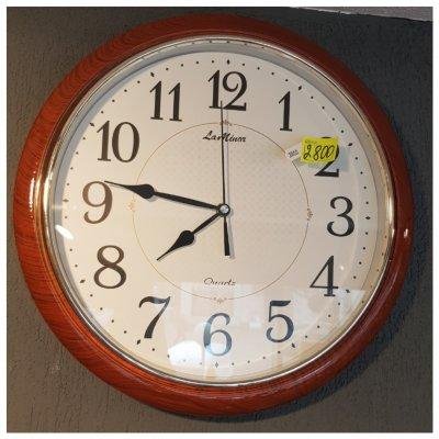 Часы настенные 