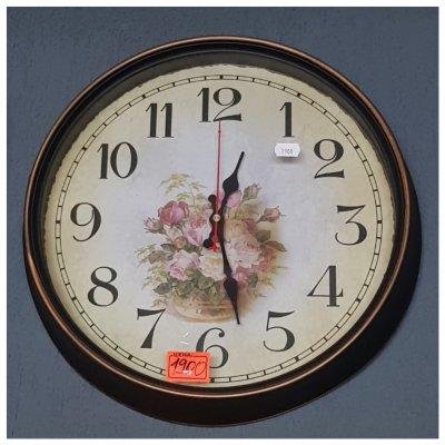 Часы настенные 