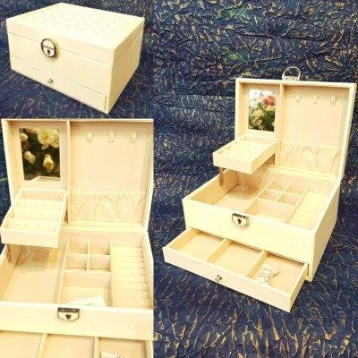 Шкатулка комод