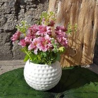 Кашпо с цветами