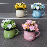 Кашпо с цветами