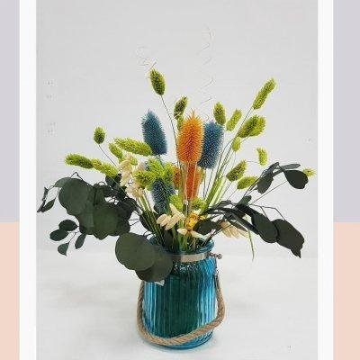 Композиция из сухоцветов