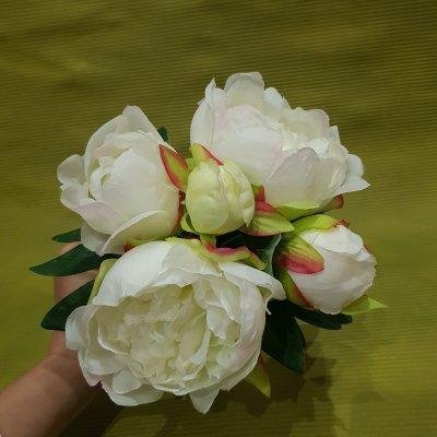 Букет пионов