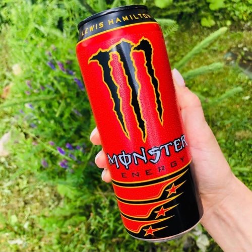 Монстер Льюис Хэмилтон