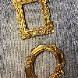 Рамки золотые